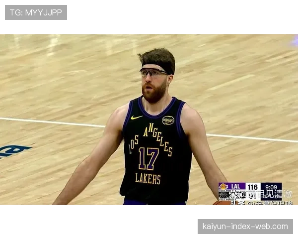 湖人评估转正双向合同 尼克史密斯蒂米成补强选项